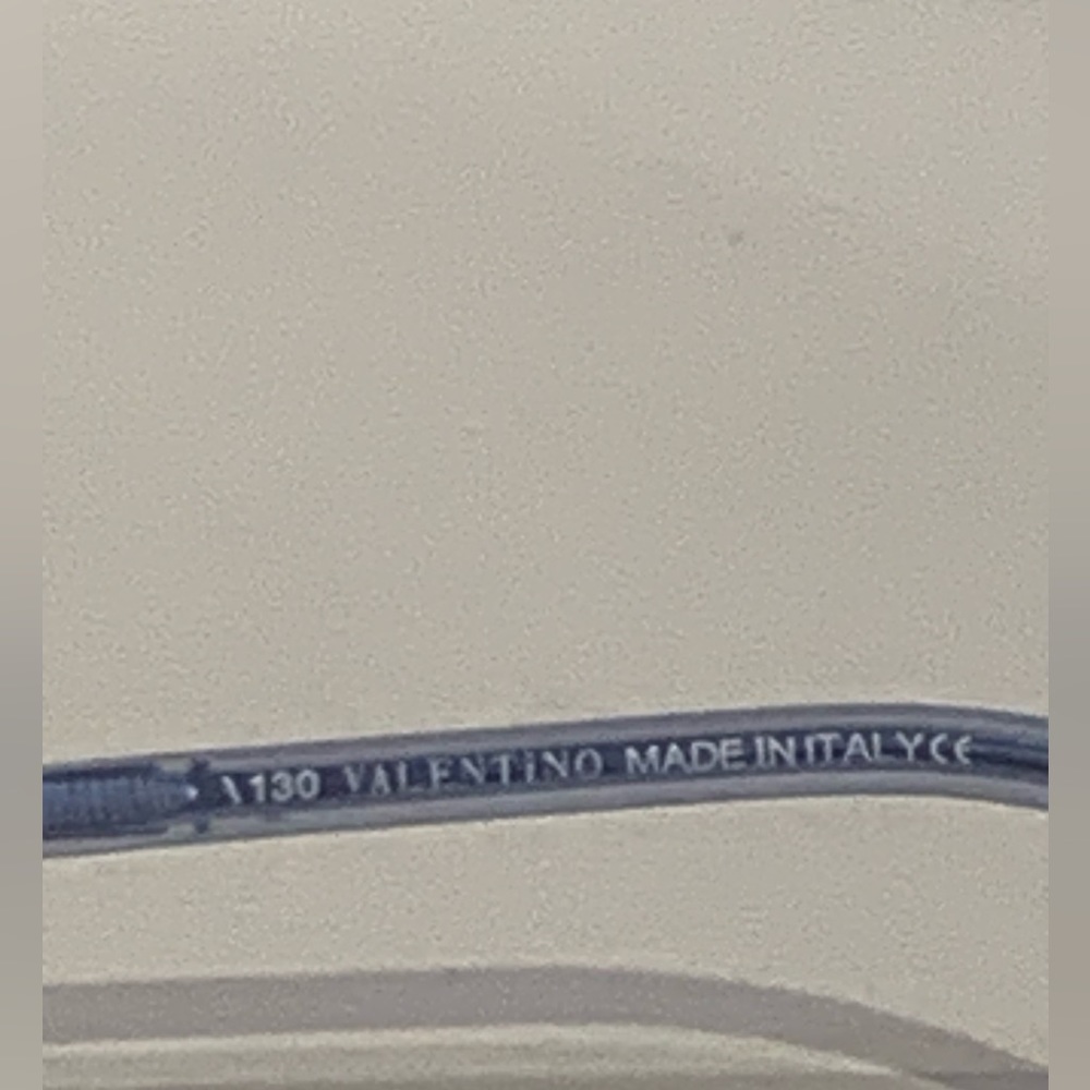 Pre-Owned Valentino Sunglasses - Picture 9 of 10